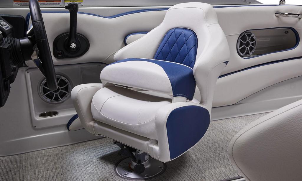 Crownline E220 XS