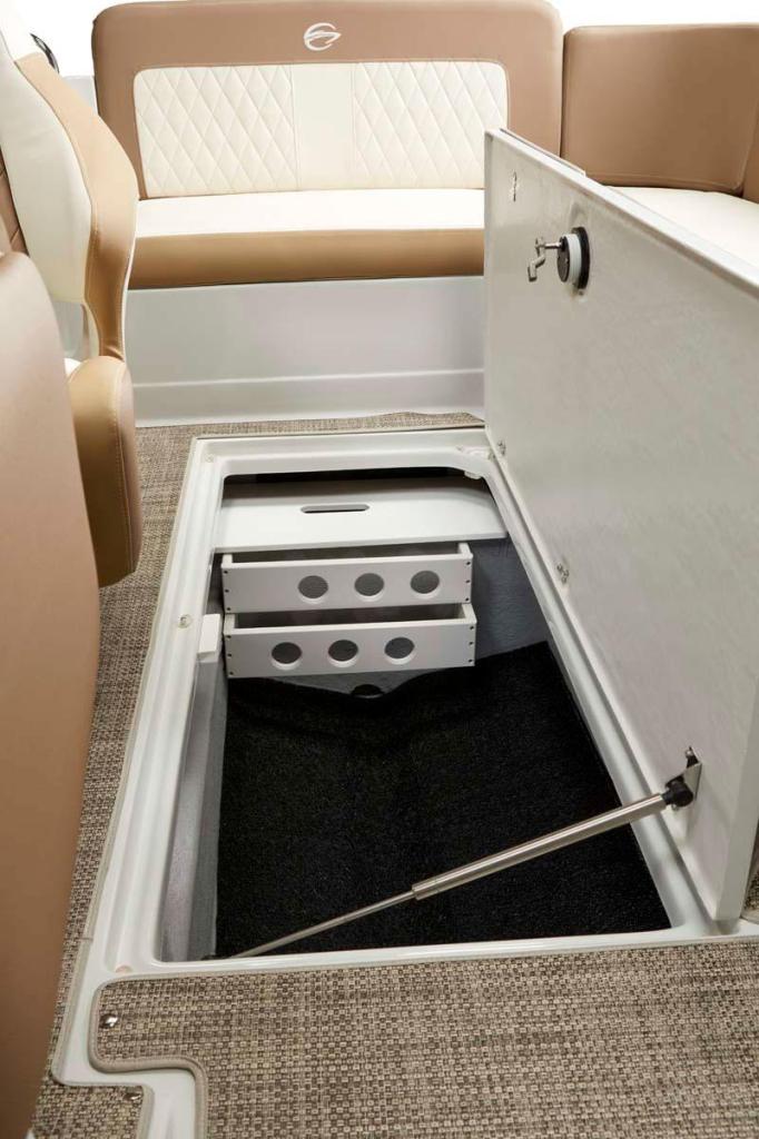 Crownline E230 XS