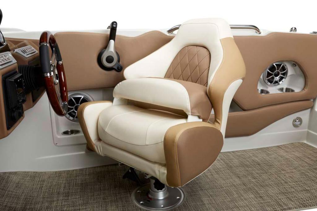 Crownline E230 XS