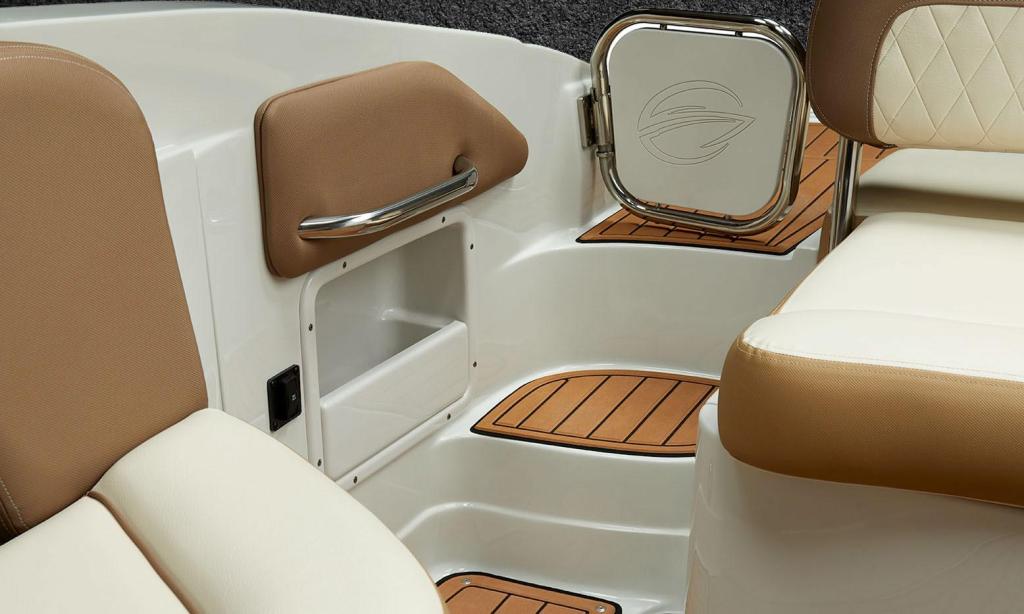 Crownline E280 XS