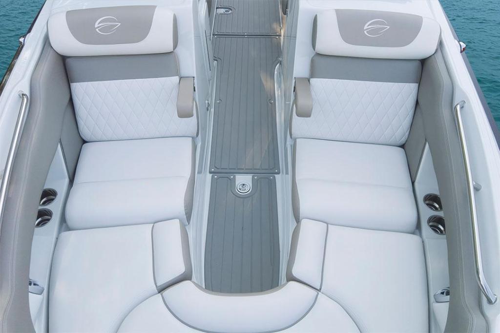 Crownline E280 XS