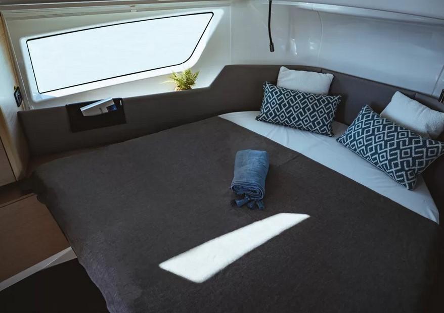 Delphia 10 Lounge Top