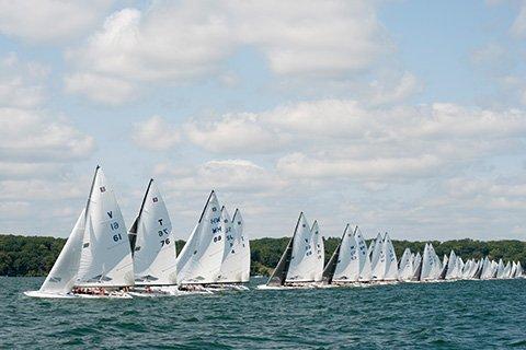 Melges E Scow