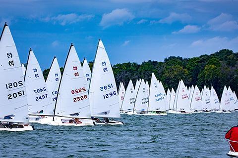 Melges MC Scow
