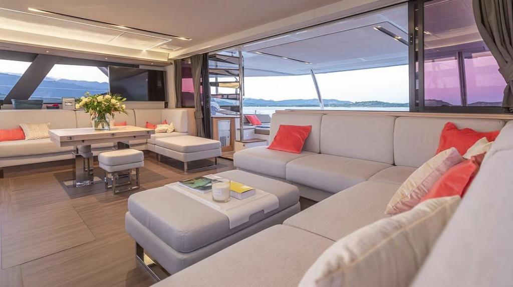 Fountaine Pajot Alegria 67