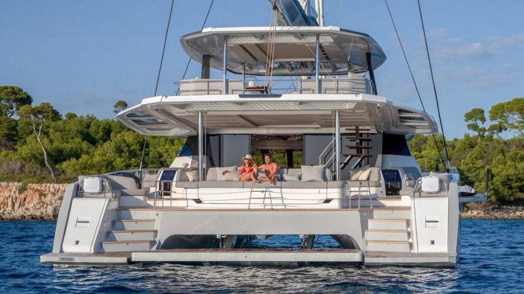 Fountaine Pajot Thira 80