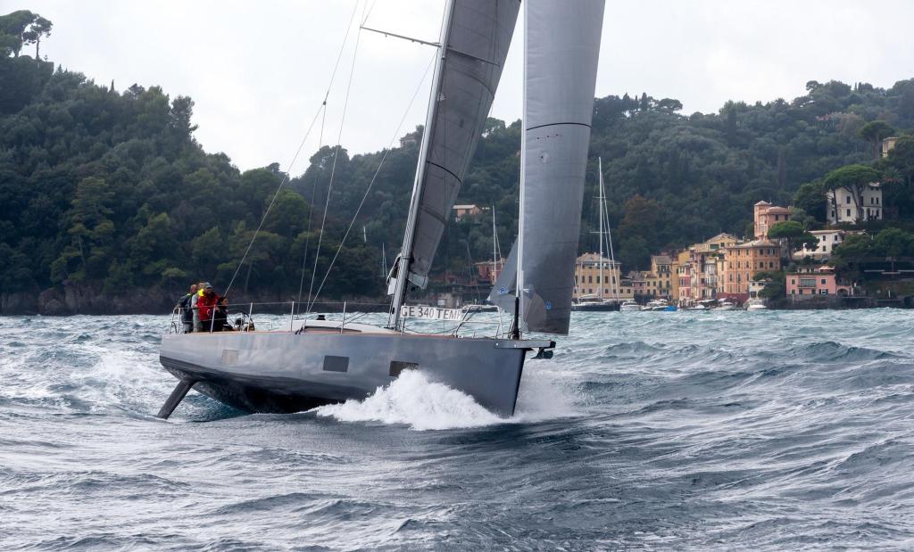 Advanced Yachts A44