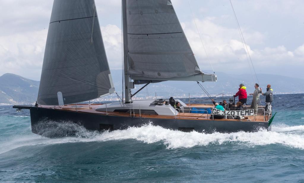 Advanced Yachts A44