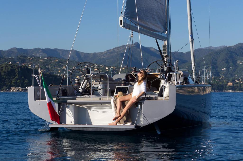Advanced Yachts A44