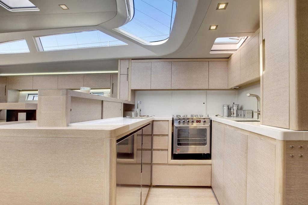 Advanced Yachts A66 One Shot