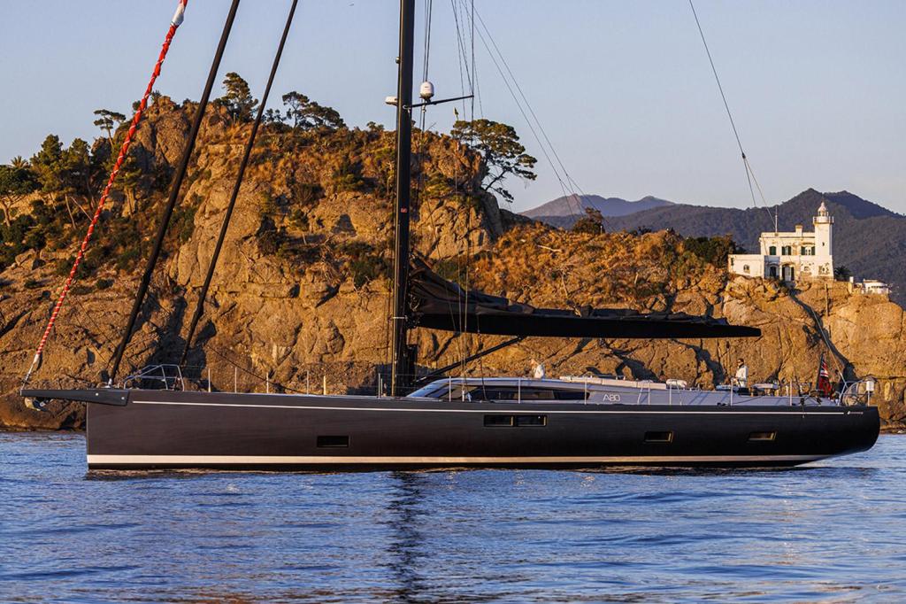 Advanced Yachts A80 Mindfulness