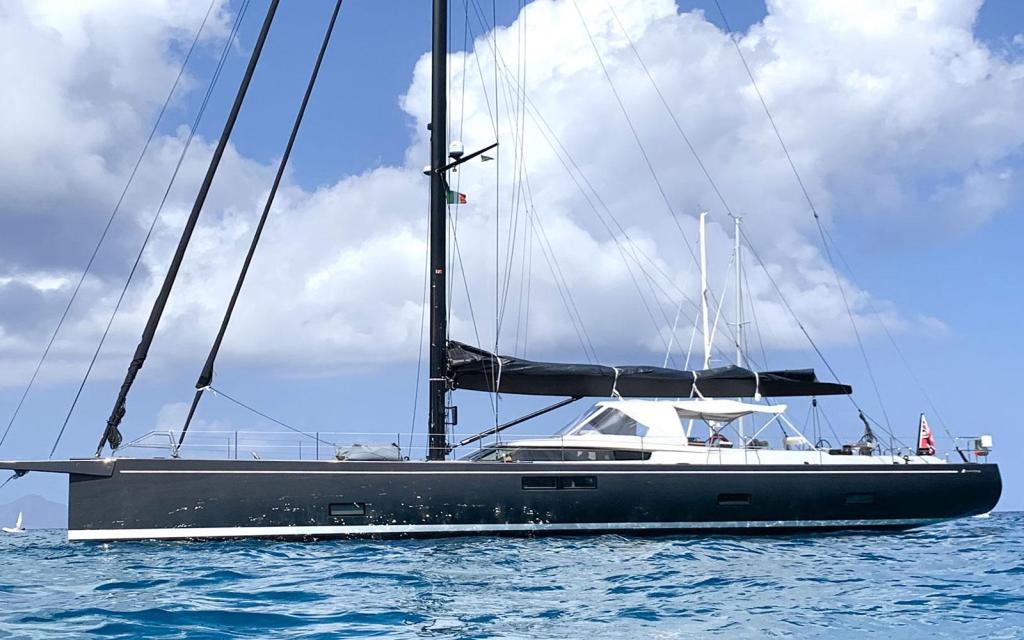 Advanced Yachts A80 Mindfulness