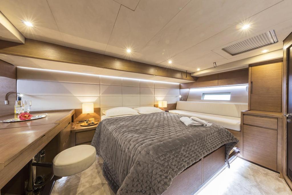 Advanced Yachts A80 Jikan