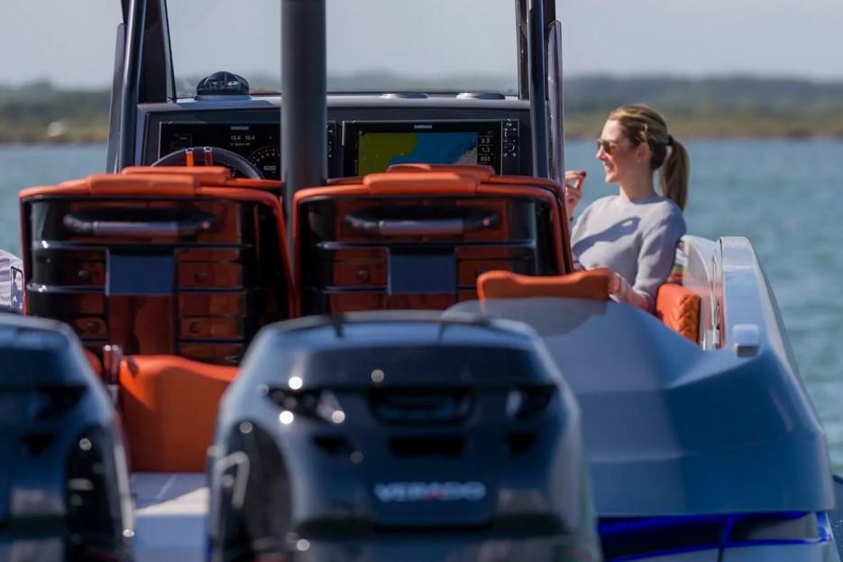 Sunseeker Hawk 38