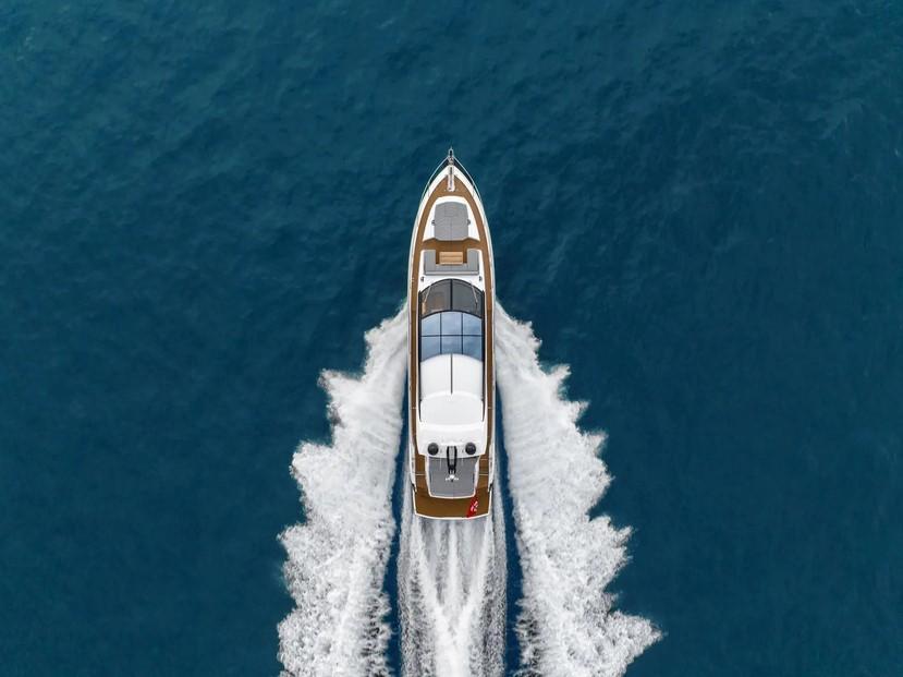Sunseeker Predator 75
