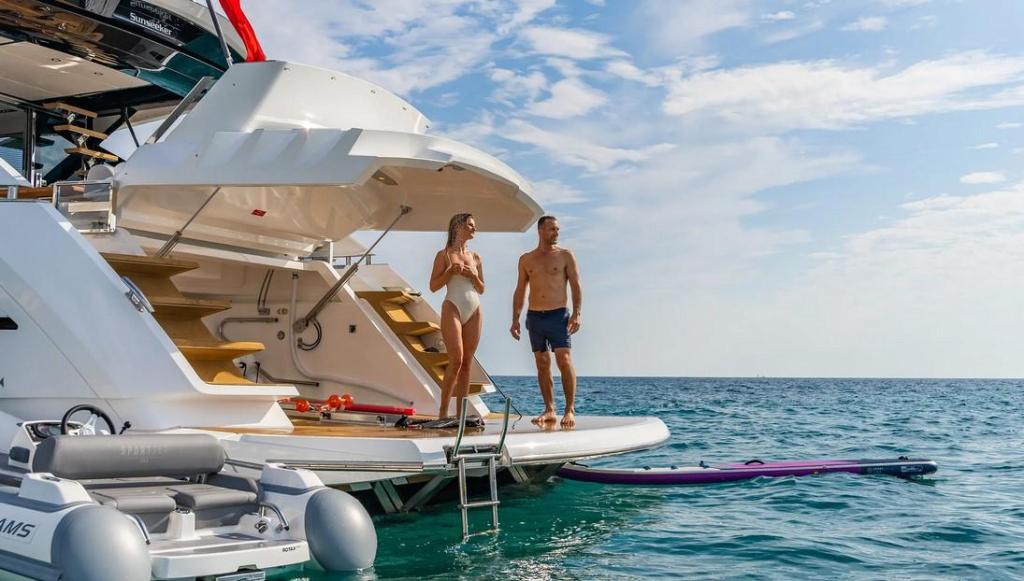 Sunseeker 65 Sport Yacht