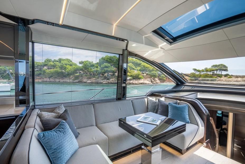 Sunseeker 65 Sport Yacht