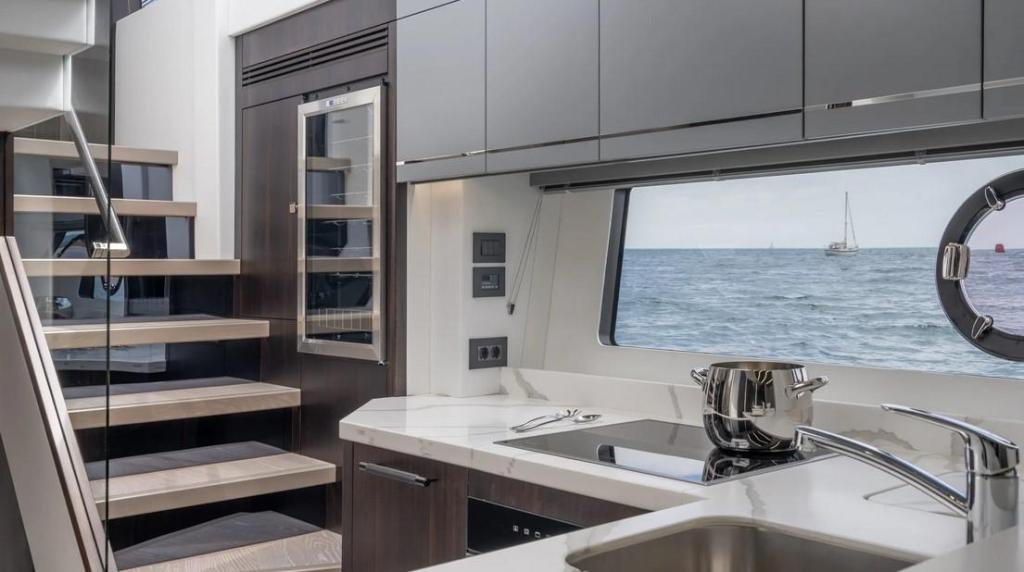 Sunseeker 74 Sport Yacht XPS