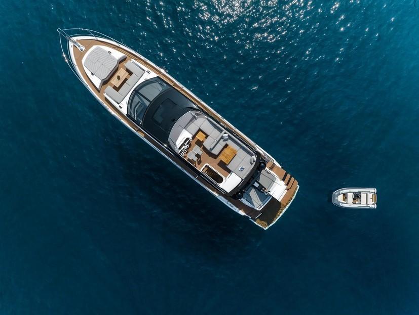 Sunseeker 75 Sport Yacht