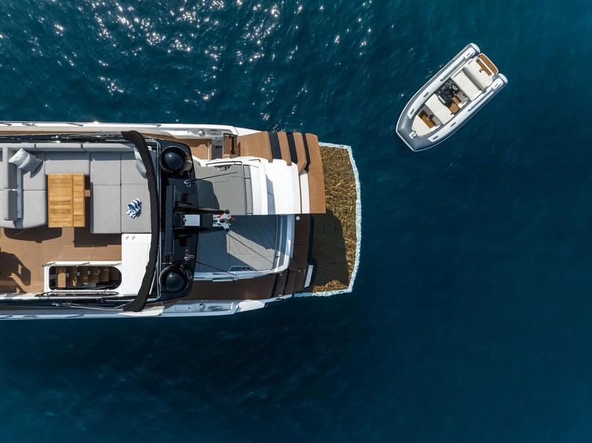 Sunseeker 75 Sport Yacht