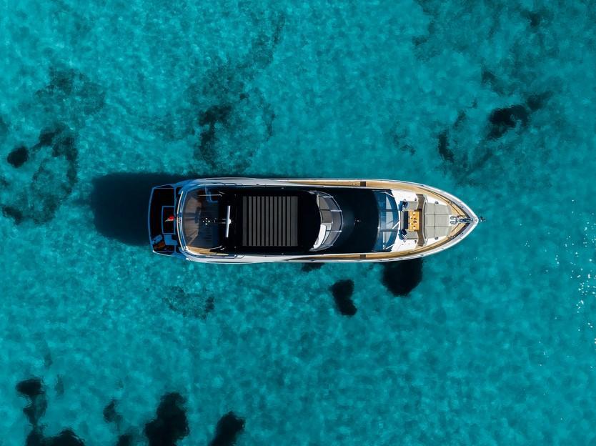 Sunseeker 88 Yacht