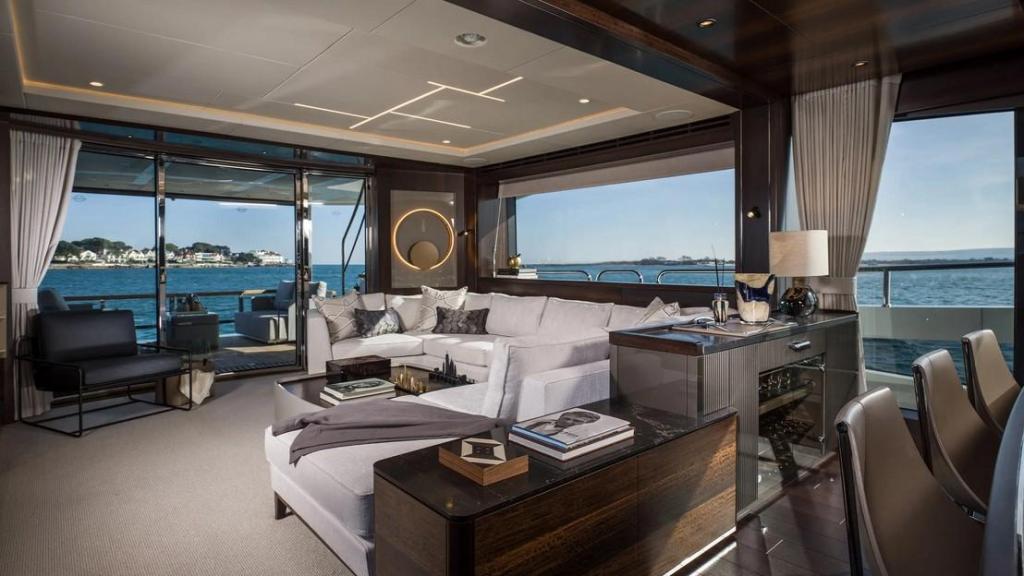 Sunseeker 88 Yacht
