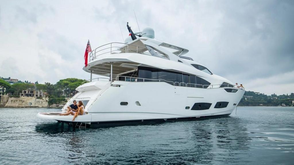 Sunseeker 95 Yacht