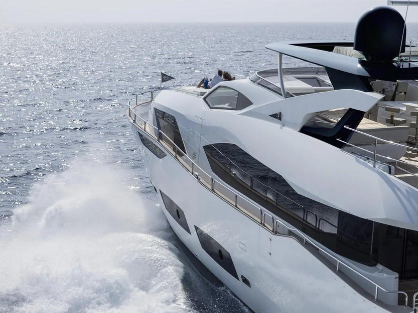 Sunseeker 95 Yacht