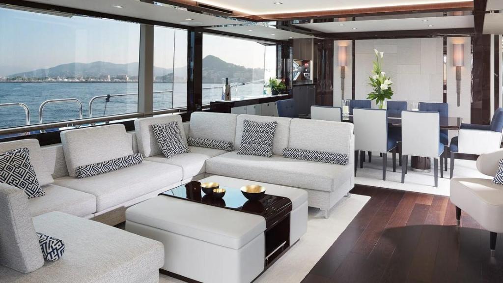 Sunseeker 95 Yacht