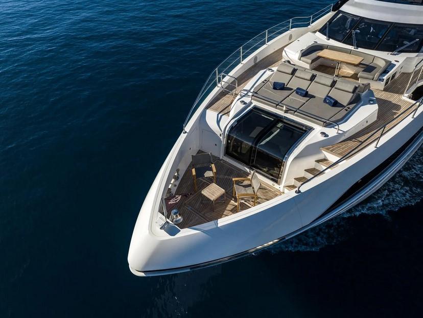 Sunseeker 100 Yacht
