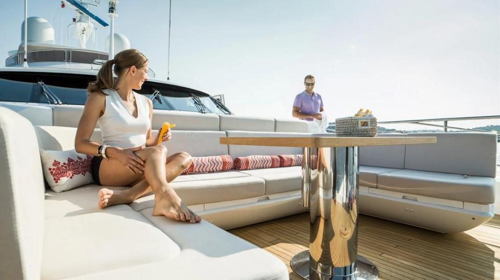 Sunseeker 131 Yacht
