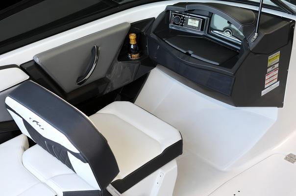 Monterey 218SS