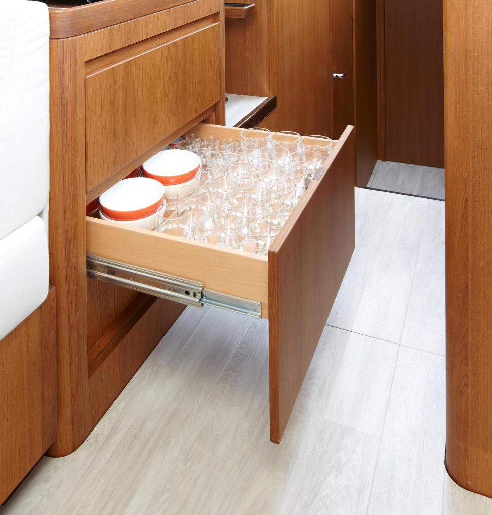 Contest 52MC Flybridge