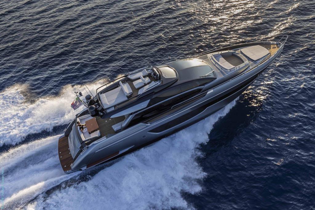 Riva 76 Perseo