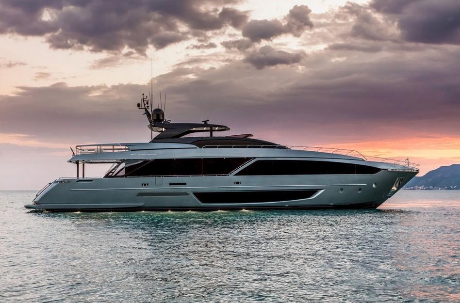 Riva 110 Dolcevita