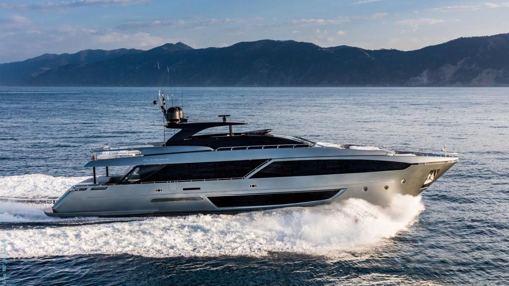 Riva 110 Dolcevita