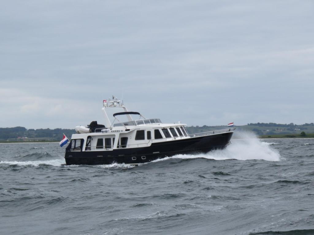 Almtrawler 1530 - 1600
