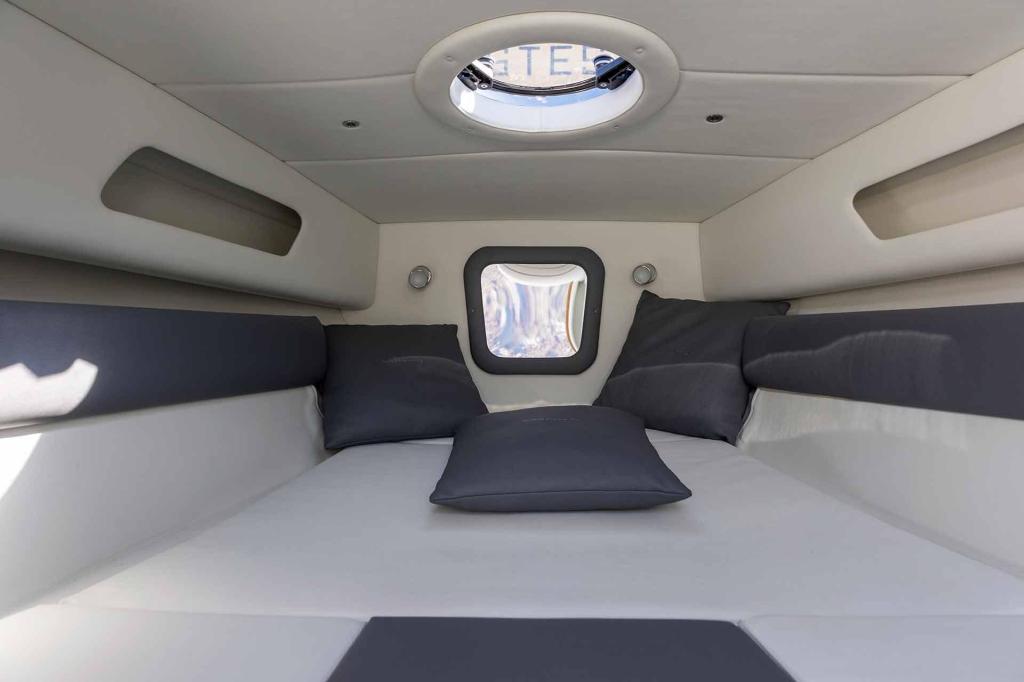 A. Mostes Venere 255