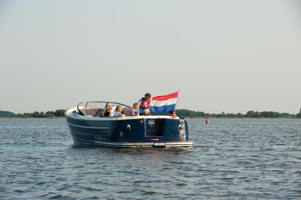 Antaris Seventy7 Sport