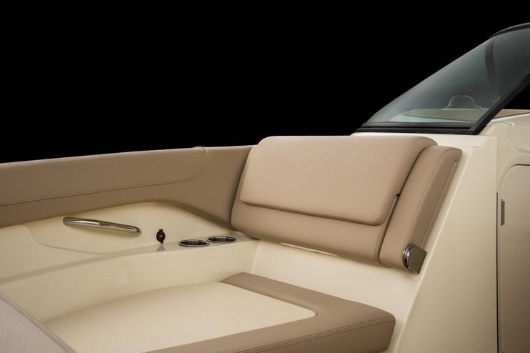 Chris Craft Calypso 28