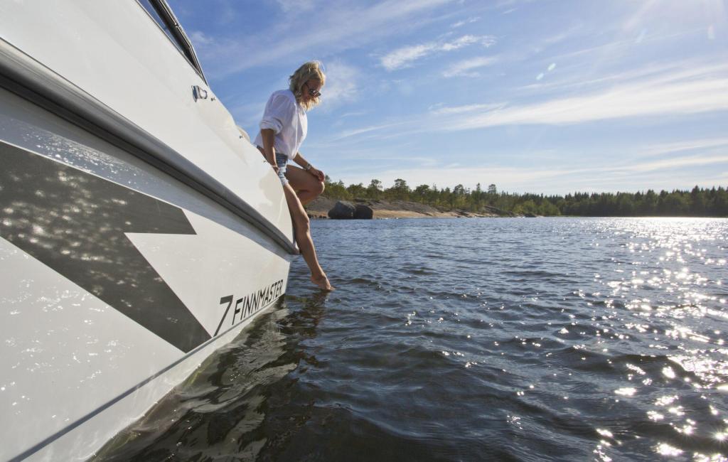 Finnmaster Cruiser Boat T7
