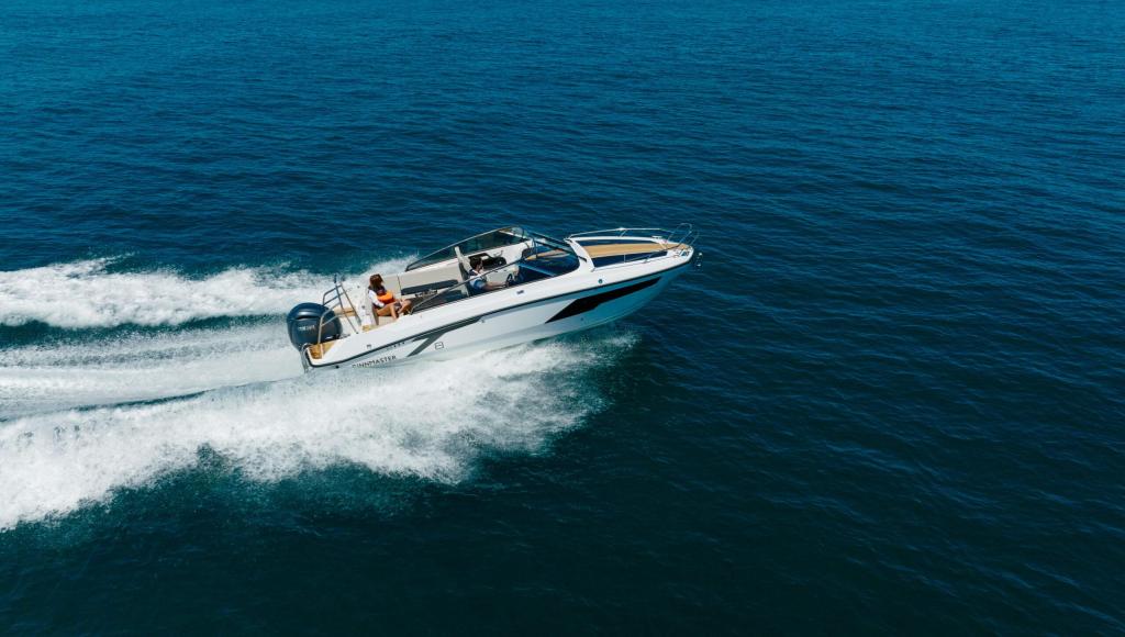 Finnmaster Cruiser Boat T8