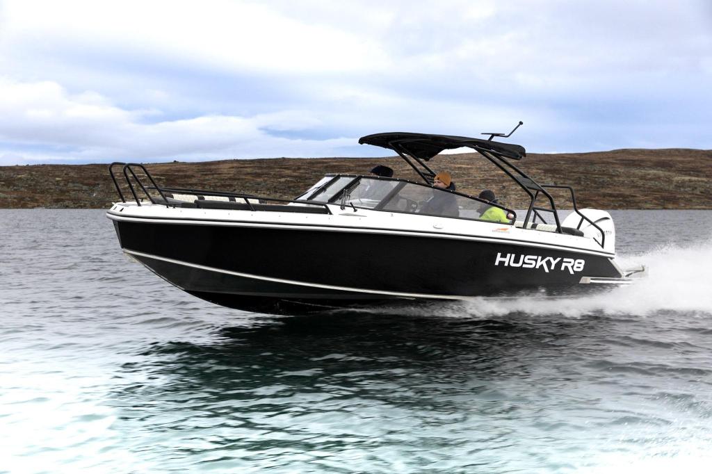 Finnmaster Open Boat Husky R8