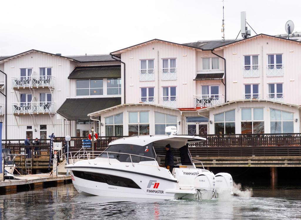 Finnmaster Weekend F11