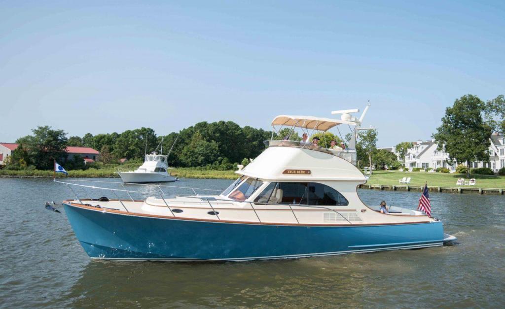 Hinckley Talaria 43 MK II
