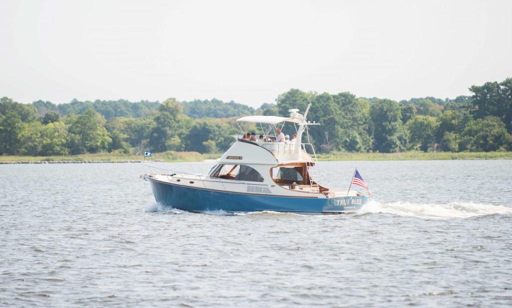 Hinckley Talaria 43 MK II