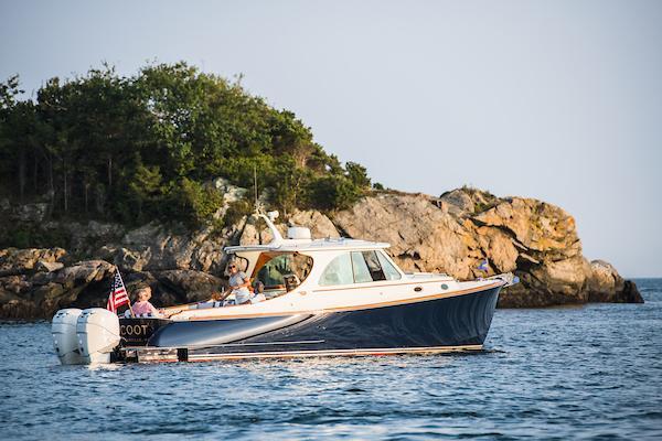 Hinckley 35
