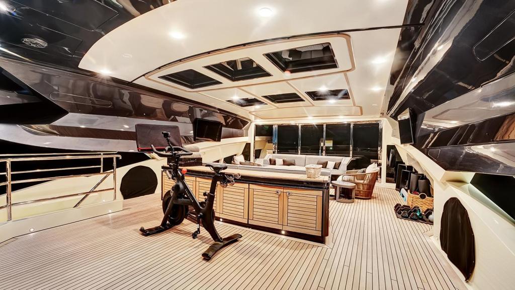 Palmer Johnson Sportyacht 150