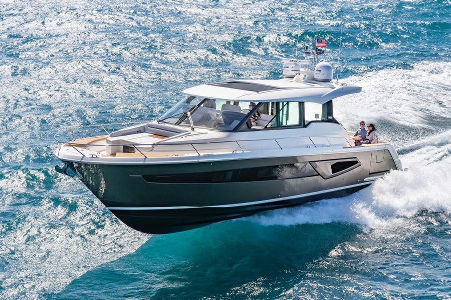 Tiara EX 54
