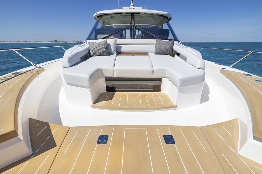 Tiara EX 54